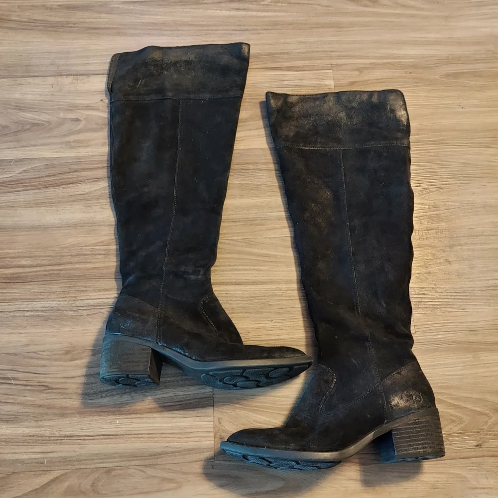 Born leather suede cricket boots size 9.5